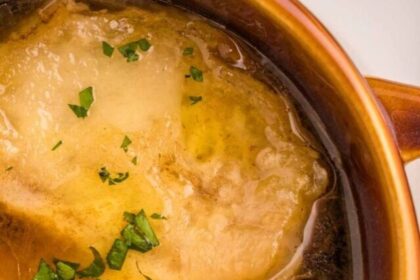 French Onion Soup, Easy Recipe, Homemade Soup, Gruyere Cheese, Caramelized Onions, Comfort Food, Onion Broth, Crusty Baguette, Soul-warming, Classic Dish.