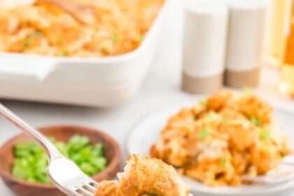 Buffalo Chicken, Tater Tot Casserole, family-friendly, game day, weeknight dinner, easy recipe, shredded chicken, tangy, spicy, cheesy, comfort food,